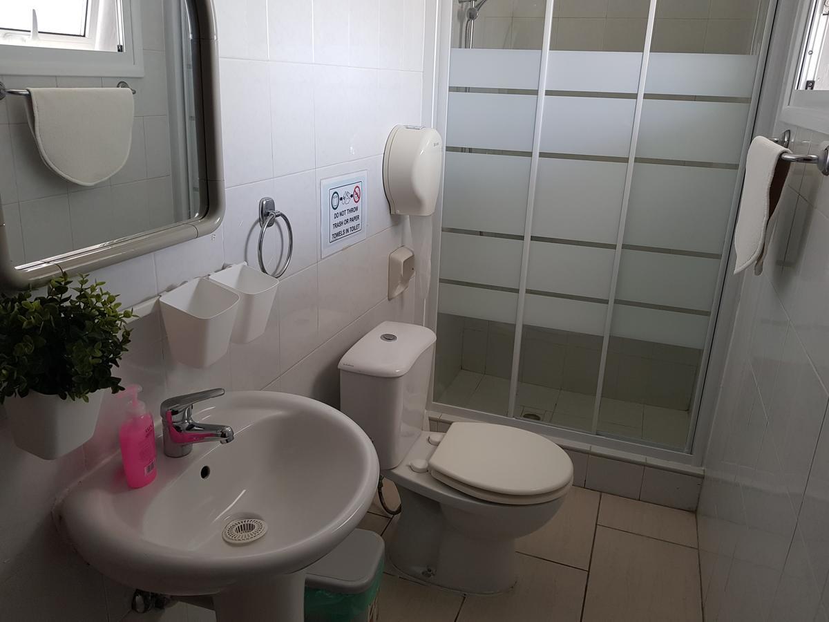 Valentinos Court Apartment Paphos Bagian luar foto