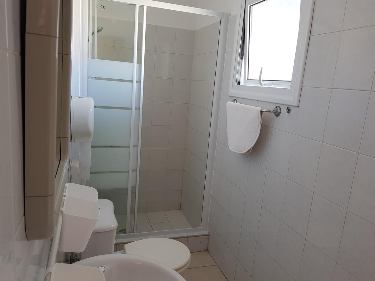 Valentinos Court Apartment Paphos Bagian luar foto